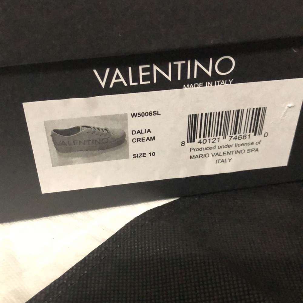 Valentino Dalia Cream Sneakers NWT size 10 - Picture 9 of 9